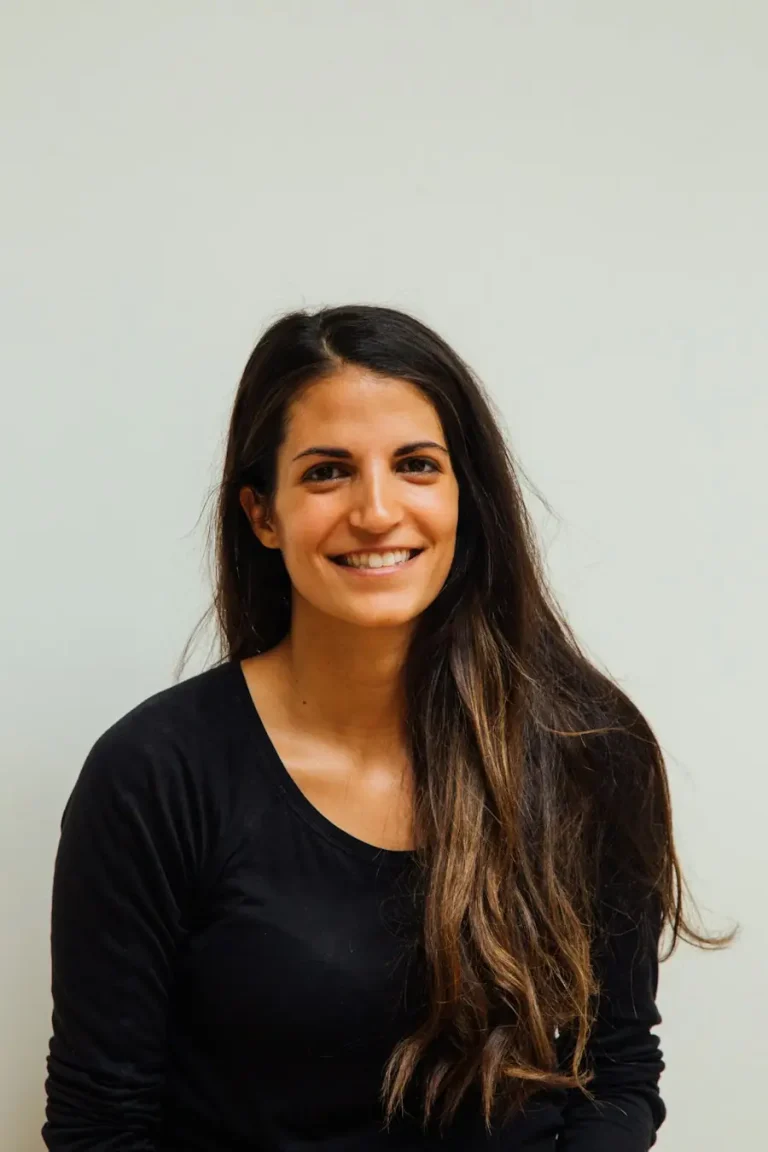 Dr. Nina Alvarez